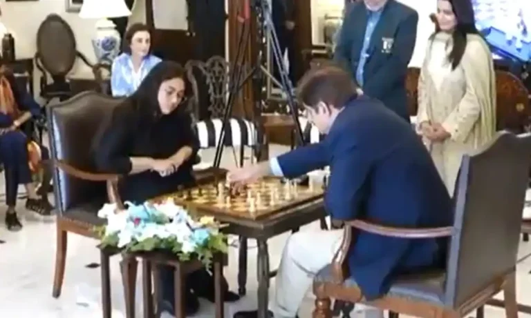 Young Chess Champion Mehak Maqbool Defeats Sindh CM!