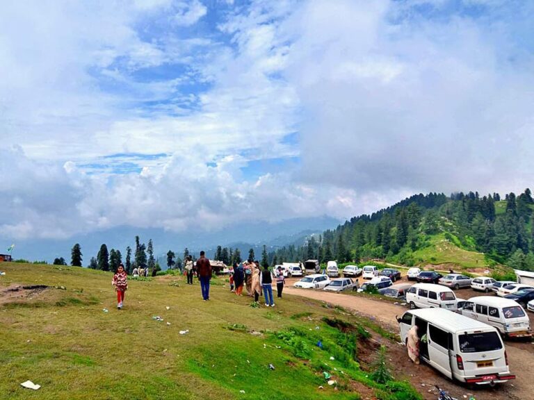 Kaghan Valley Road Set to Reopen for Tourists Before Eid!