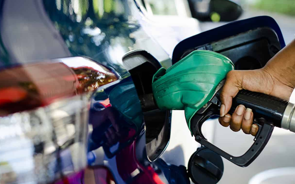 The federal government has decided to keep fuel prices unchanged by increasing the petroleum levy on petrol and diesel.